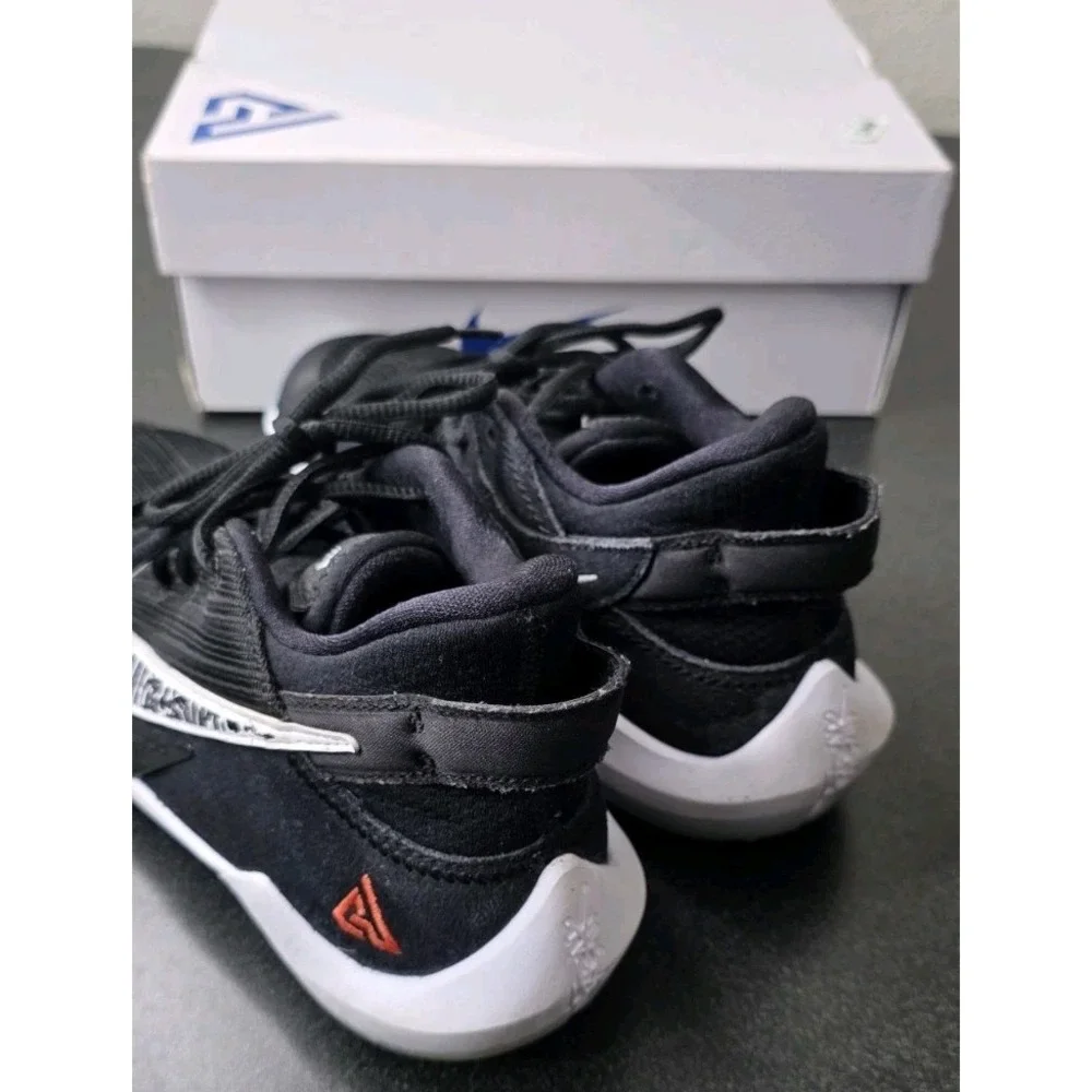 Nike Zoom Youth 5.5 Freak CN8574-001 Black Basketball Shoes Sneaker